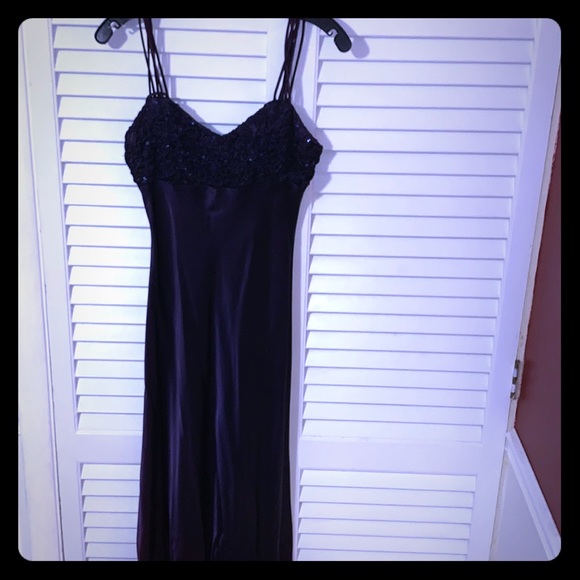 Morgan & Co. Dresses & Skirts - Size 9/10 MORGAN & CO PURPLE FORMAL DRESS